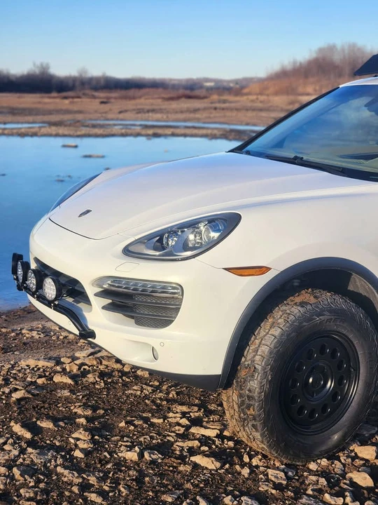 2014 Porsche 958 Cayenne S - Image 3 of 16