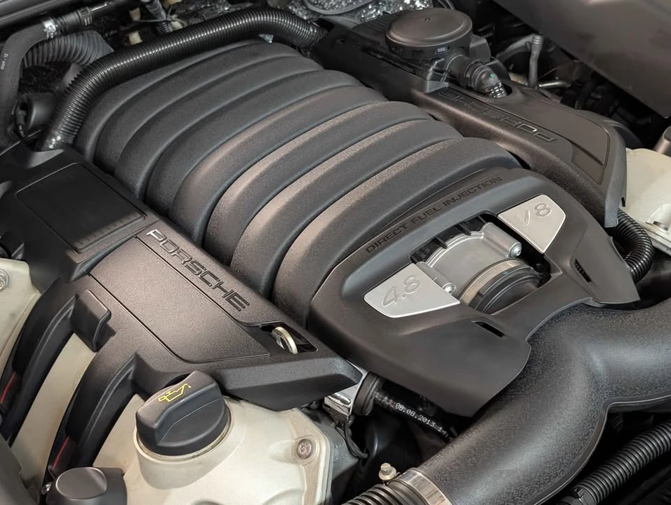2014 Porsche 958 Cayenne S - Image 10 of 12