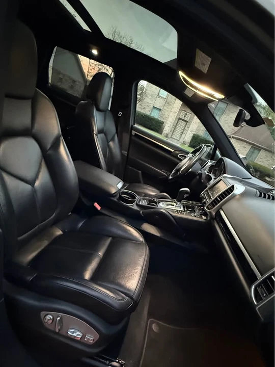 2014 Porsche 958 Cayenne S - Image 13 of 16