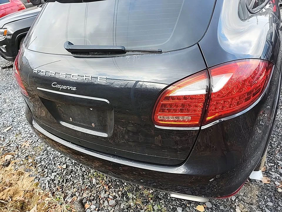 2014 Porsche 958 Cayenne S - Image 5 of 6