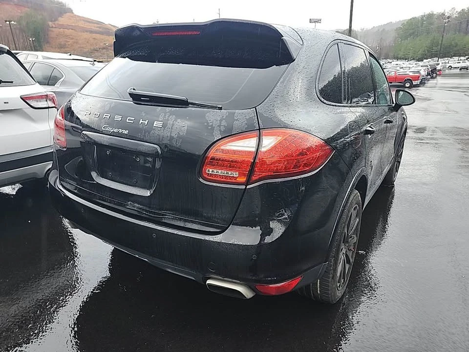 2014 Porsche 958 Cayenne S - Image 4 of 6
