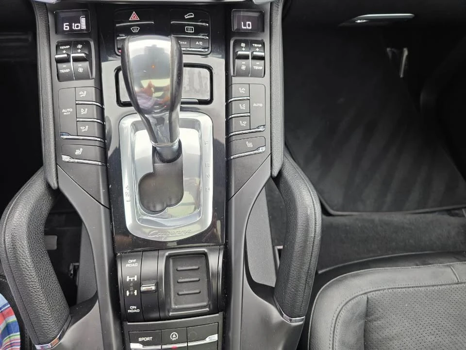 2014 Porsche 958 Cayenne - Image 17 of 18