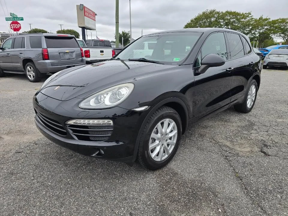 2014 Porsche 958 Cayenne - Image 2 of 18