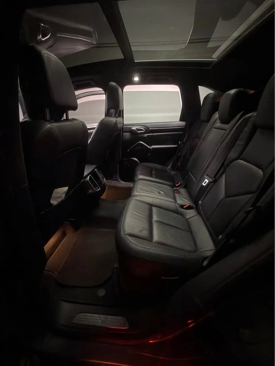 2014 Porsche 958 Cayenne - Image 3 of 11