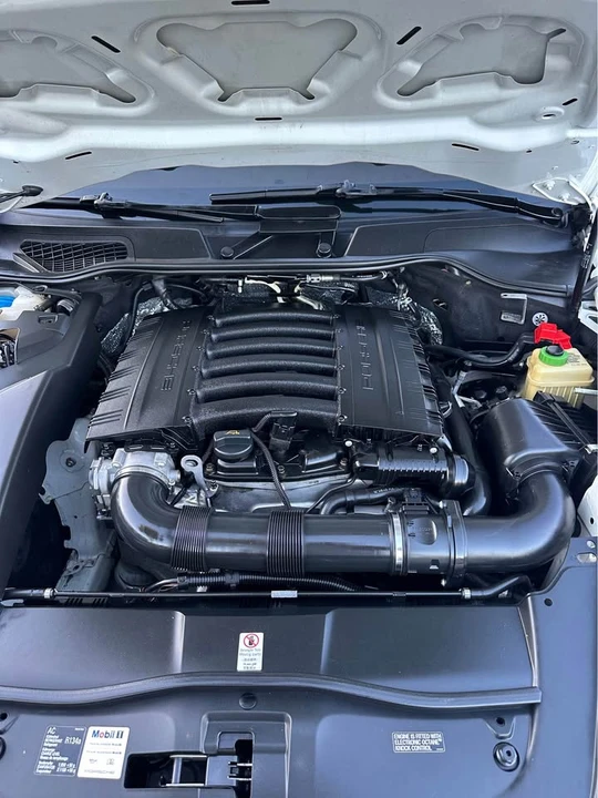 2014 Porsche 958 Cayenne - Image 14 of 20