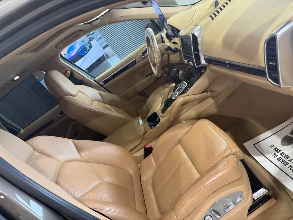 2014 Porsche 958 Cayenne - Image 10 of 10