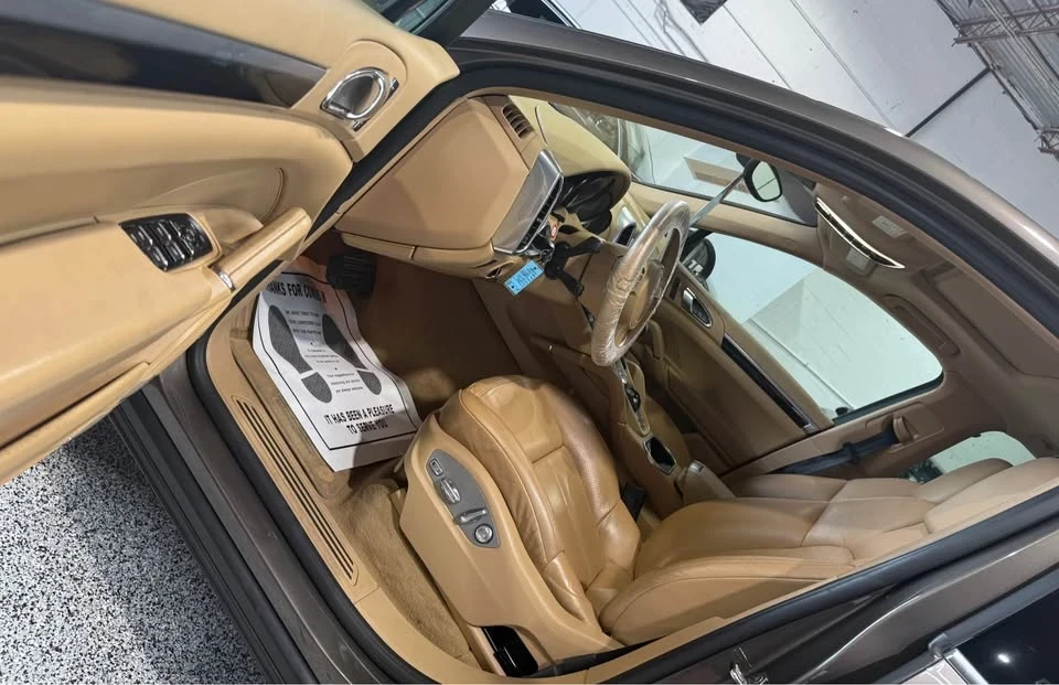 2014 Porsche 958 Cayenne - Image 8 of 10