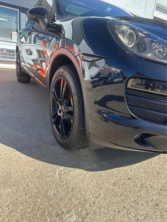 2014 Porsche 958 Cayenne - Image 2 of 11