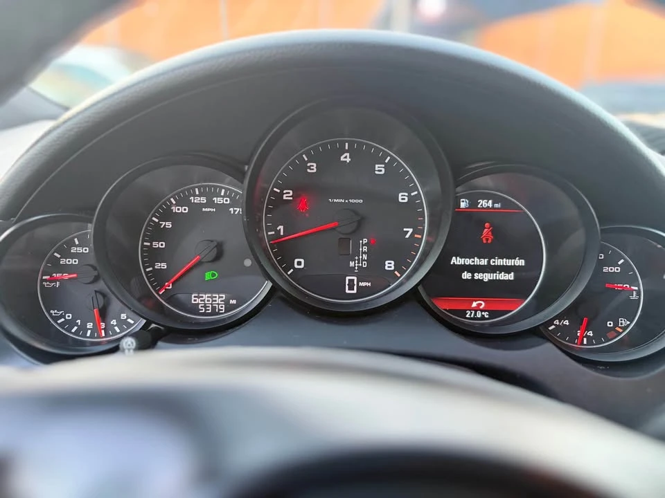 2014 Porsche 958 Cayenne - Image 11 of 20