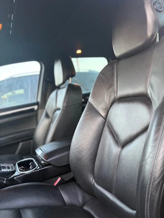 2014 Porsche 958 Cayenne - Image 15 of 20