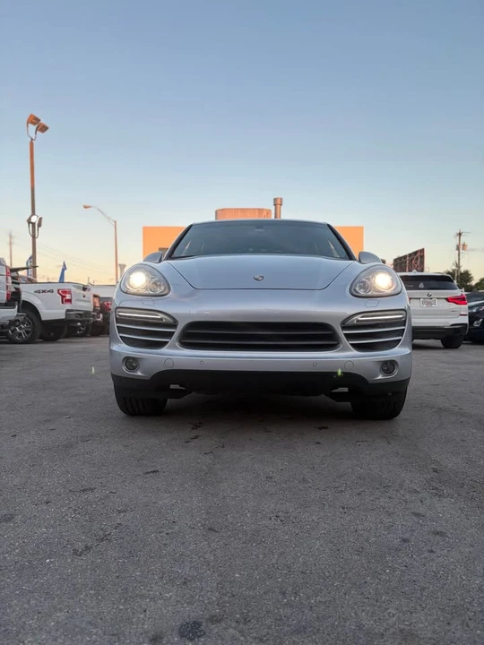 2014 Porsche 958 Cayenne - Image 4 of 20