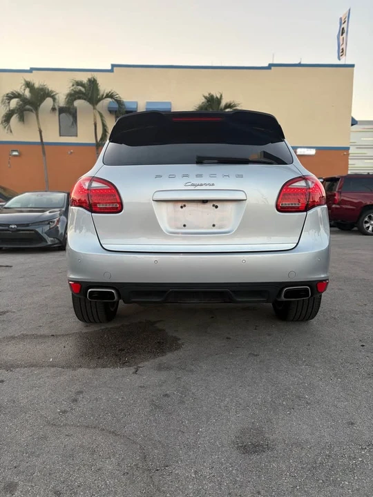 2014 Porsche 958 Cayenne - Image 5 of 20