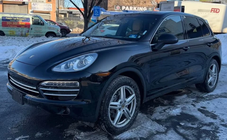 2014 Porsche 958 Cayenne - Image 3 of 10