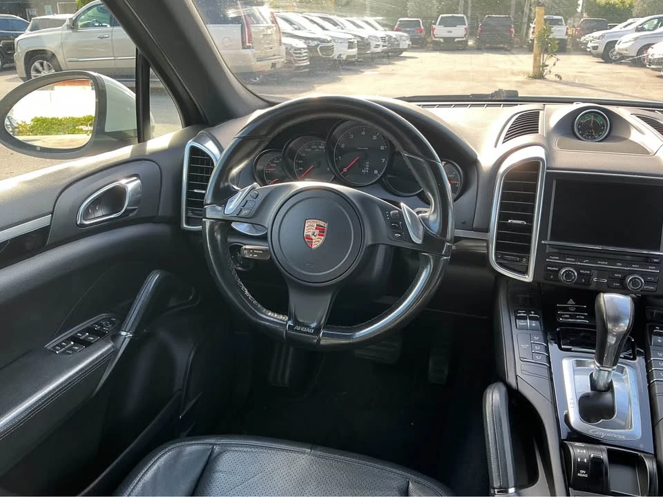2014 Porsche 958 Cayenne - Image 15 of 17