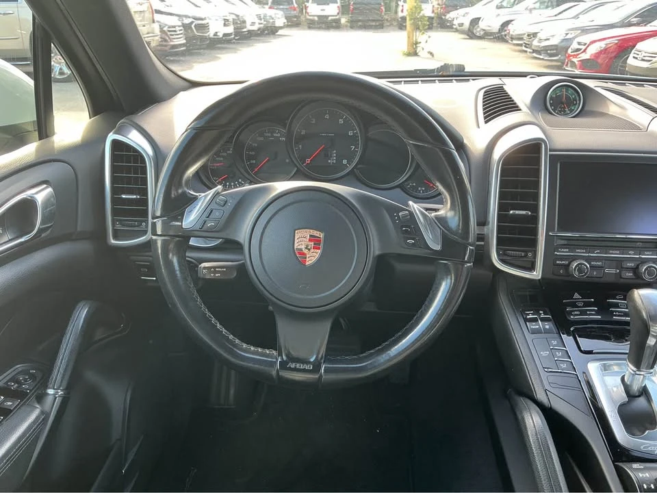 2014 Porsche 958 Cayenne - Image 14 of 17