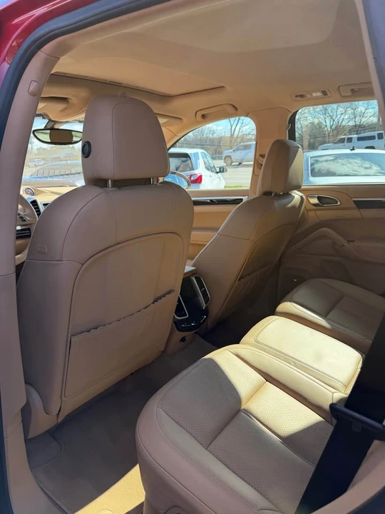 2014 Porsche 958 Cayenne - Image 14 of 16
