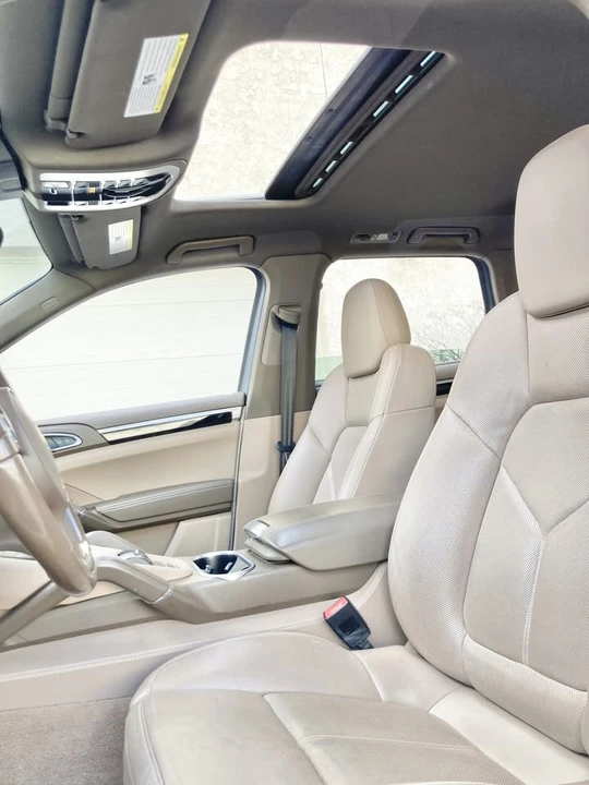 2014 Porsche 958 Cayenne - Image 6 of 17