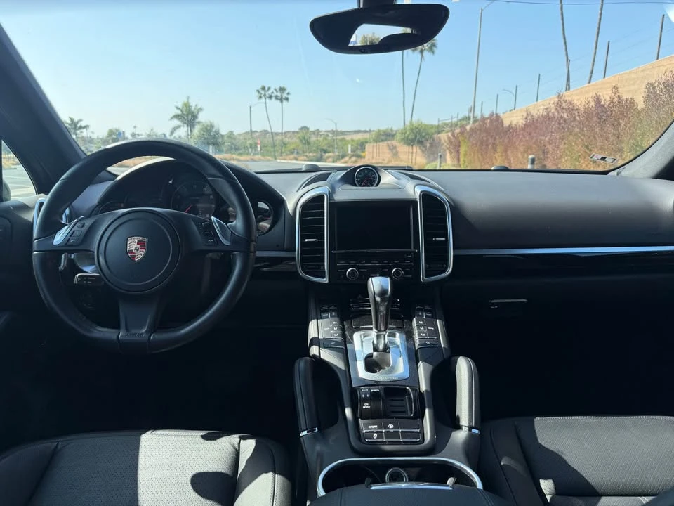 2014 Porsche 958 Cayenne - Image 9 of 20