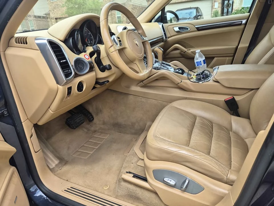 2014 Porsche 958 Cayenne - Image 14 of 19