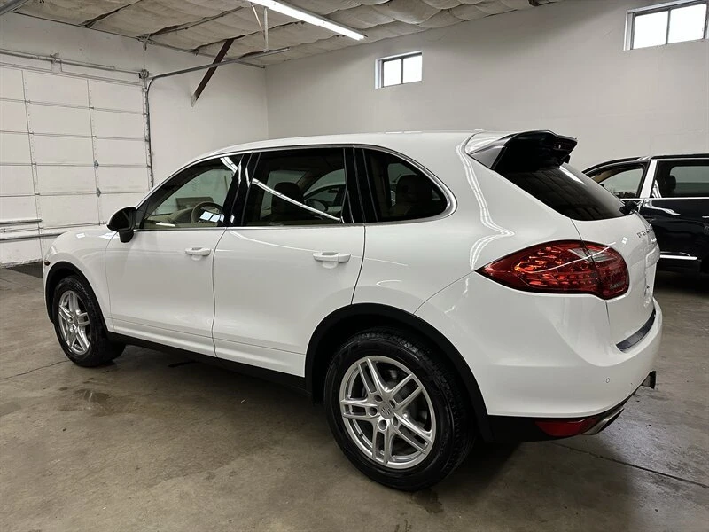 2014 Porsche 958 Cayenne - Image 5 of 20