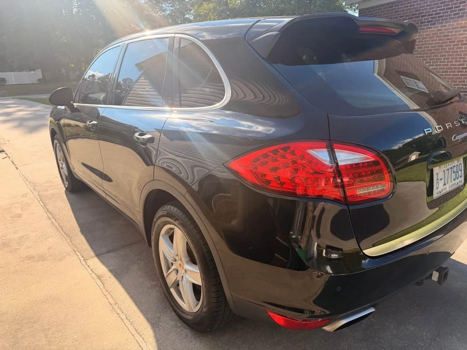 2014 Porsche 958 Cayenne - Image 4 of 10