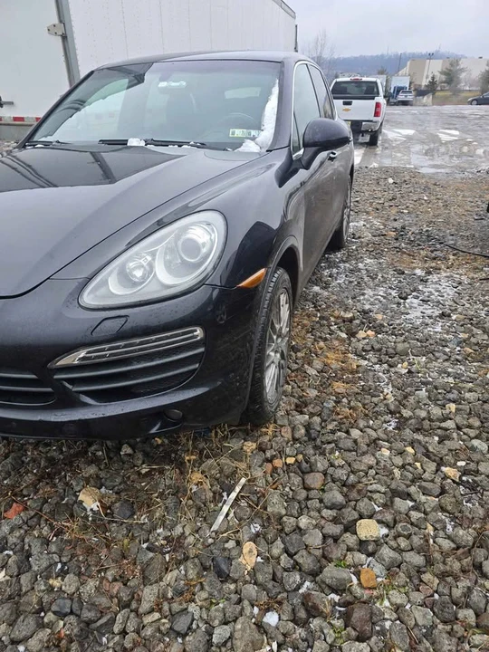 2014 Porsche 958 Cayenne - Image 2 of 7