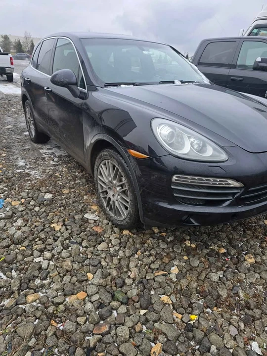 2014 Porsche 958 Cayenne - Image 3 of 7