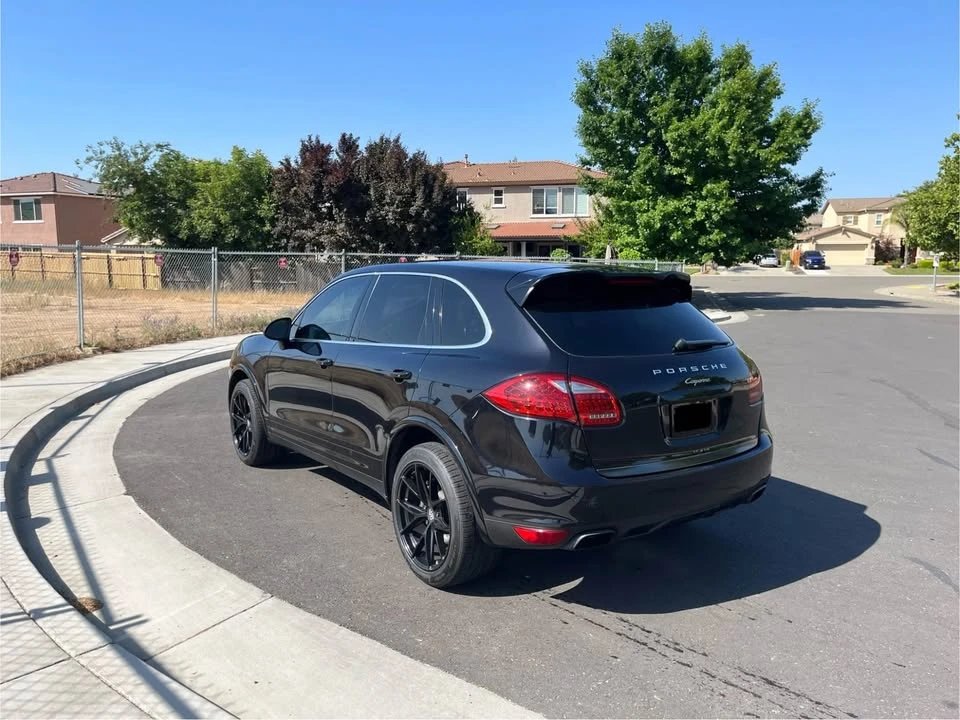 2014 Porsche 958 Cayenne Diesel - Image 2 of 2