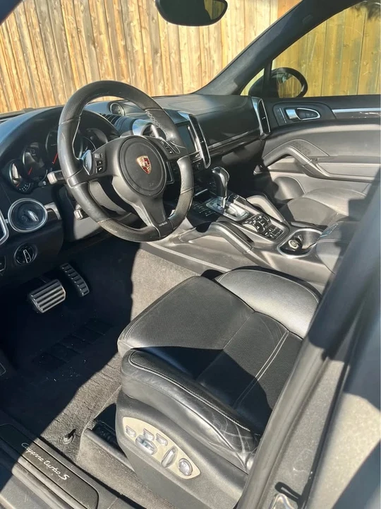 2014 Porsche 958 Cayenne Turbo S - Image 10 of 20