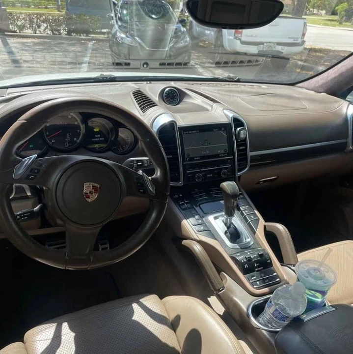 2014 Porsche 958 Cayenne Turbo - Image 8 of 15