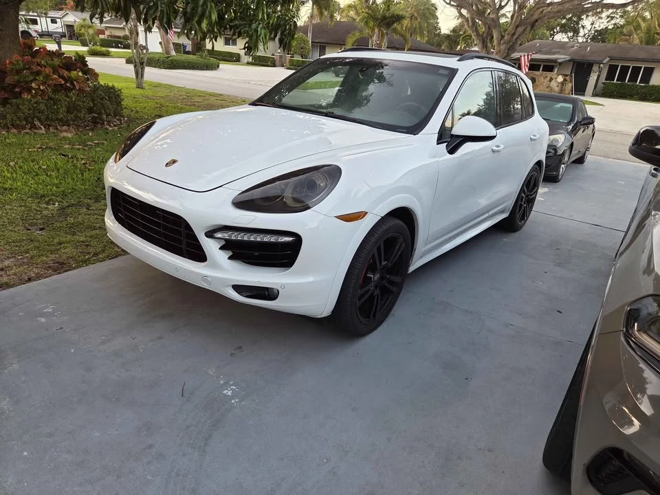 2014 Porsche 958 Cayenne Turbo - Image 5 of 15