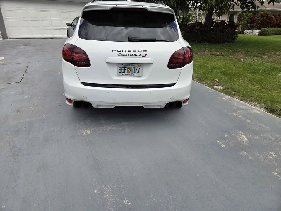 2014 Porsche 958 Cayenne Turbo S - Image 5 of 19