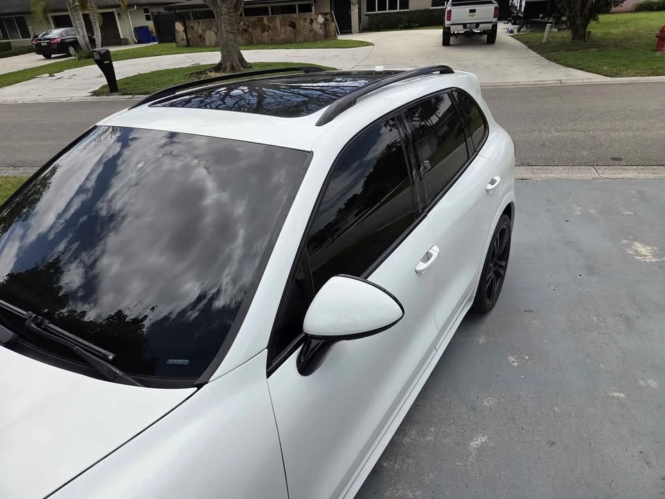 2014 Porsche 958 Cayenne Turbo S - Image 3 of 19