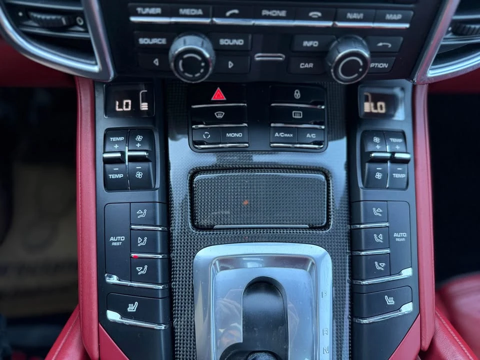 2014 Porsche 958 Cayenne Turbo S - Image 10 of 20