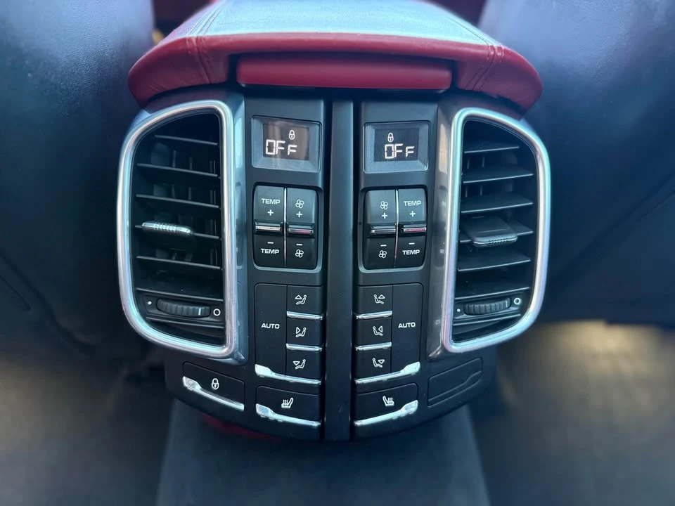 2014 Porsche 958 Cayenne Turbo S - Image 14 of 20