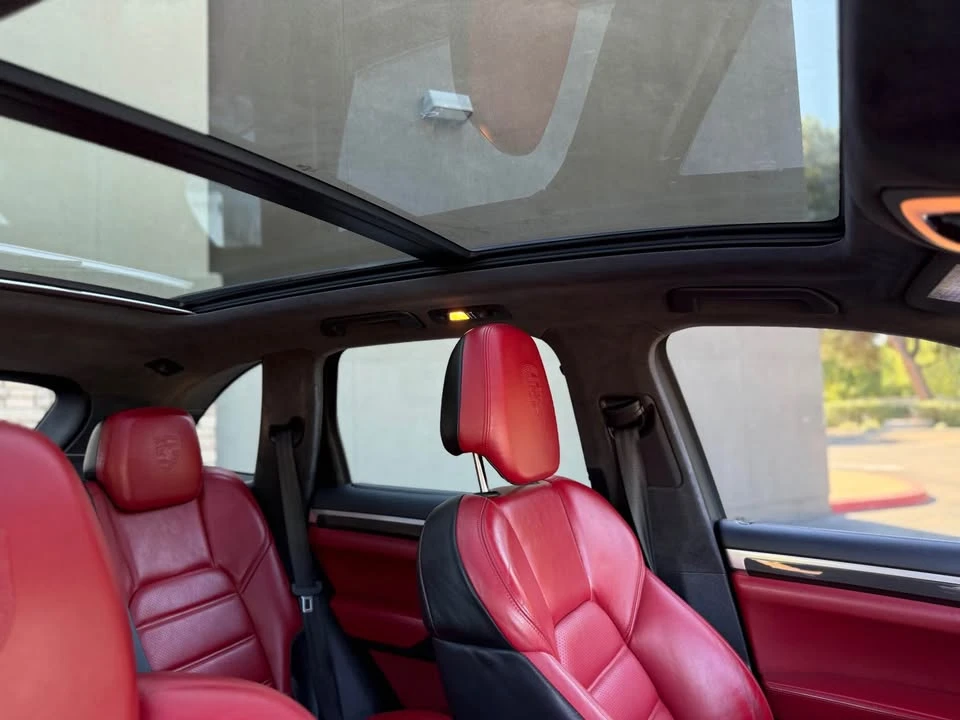 2014 Porsche 958 Cayenne Turbo S - Image 19 of 20