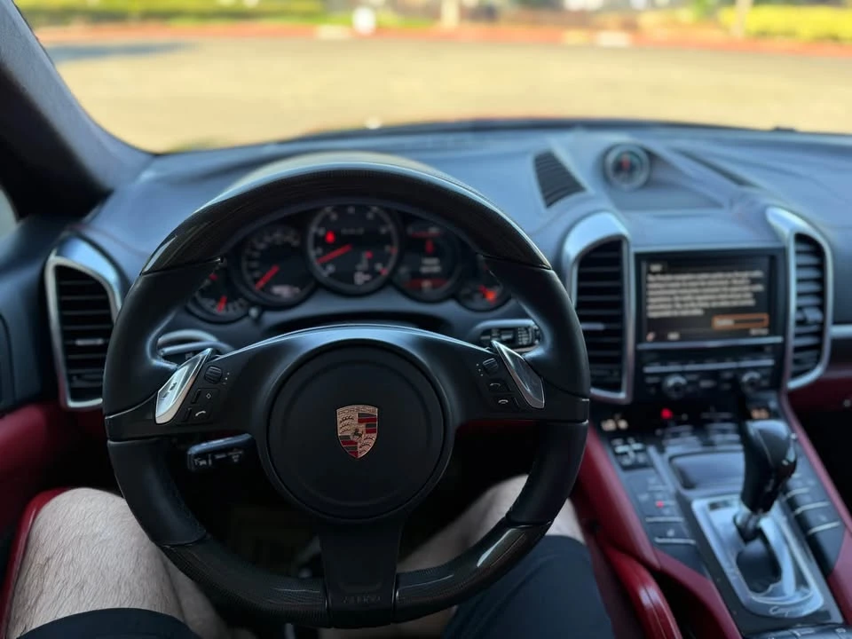 2014 Porsche 958 Cayenne Turbo S - Image 6 of 20