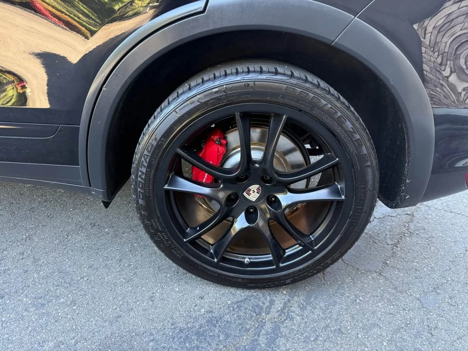 2014 Porsche 958 Cayenne Turbo S - Image 9 of 20