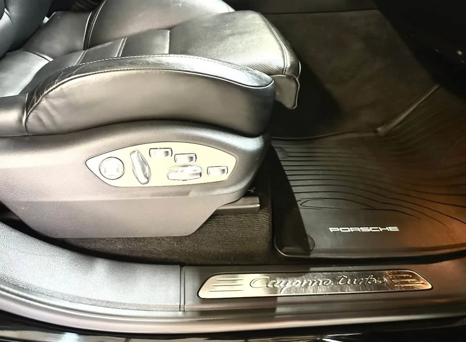 2014 Porsche 958 Cayenne Turbo - Image 12 of 12
