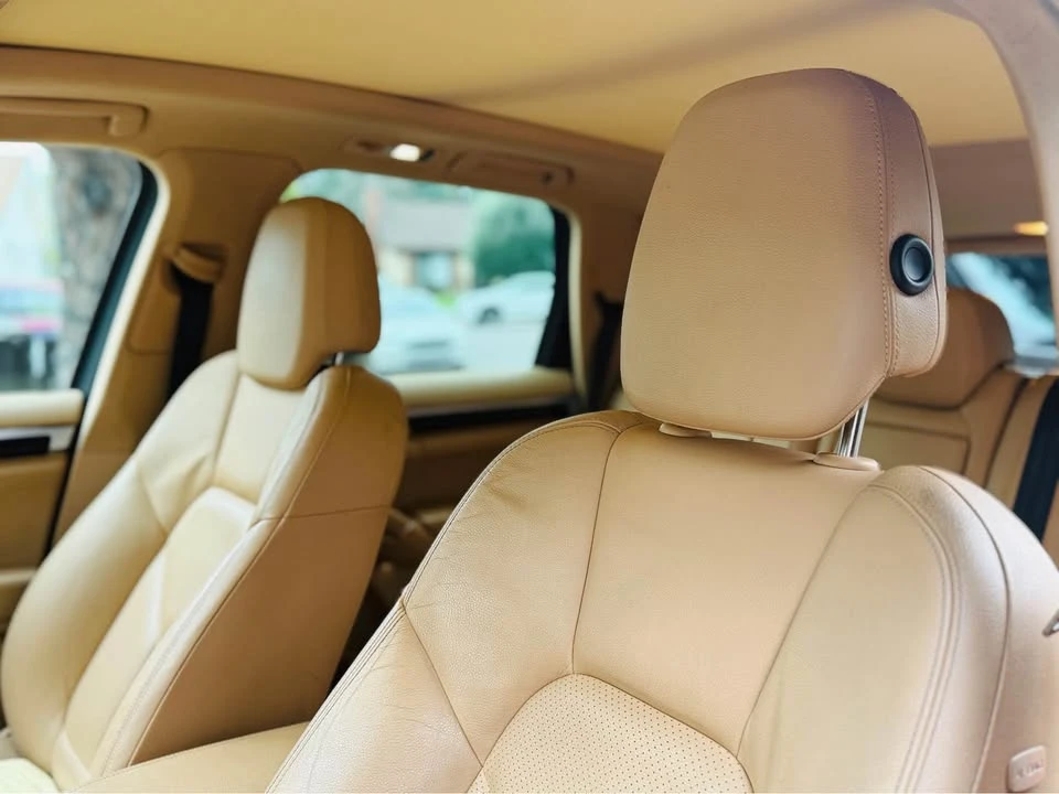 2014 Porsche 958 Cayenne - Image 11 of 20