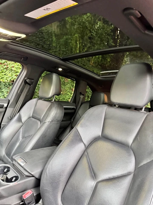 2014 Porsche 958 Cayenne - Image 3 of 12