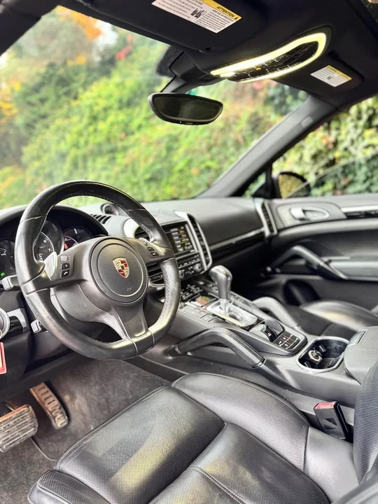 2014 Porsche 958 Cayenne - Image 4 of 12