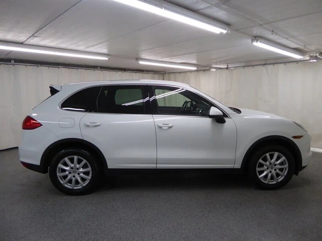 2014 Porsche 958 Cayenne - Image 7 of 20