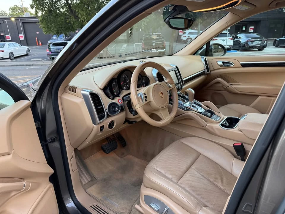2014 Porsche 958 Cayenne - Image 7 of 18