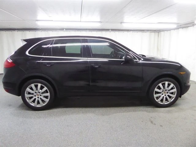2014 Porsche 958 Cayenne - Image 7 of 20