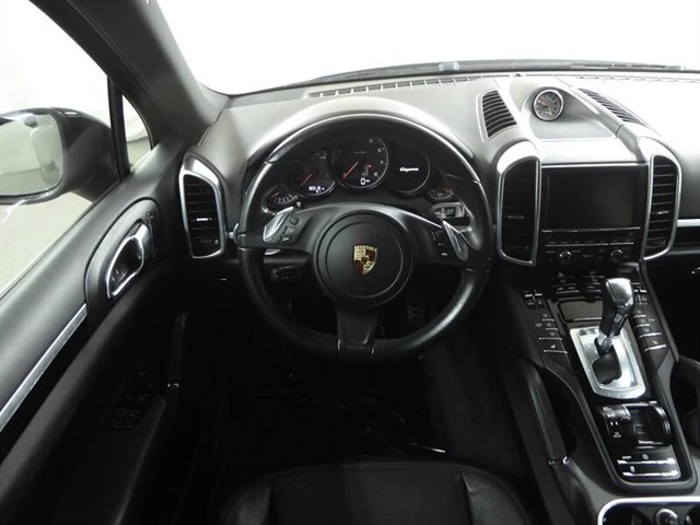 2014 Porsche 958 Cayenne - Image 9 of 20