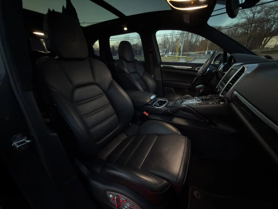 2014 Porsche 958 Cayenne - Image 11 of 11