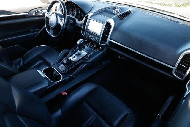 2014 Porsche 958 Cayenne - Image 18 of 20