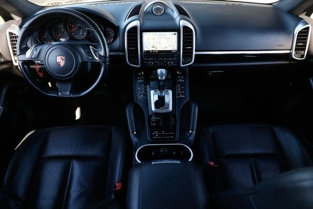 2014 Porsche 958 Cayenne - Image 11 of 20