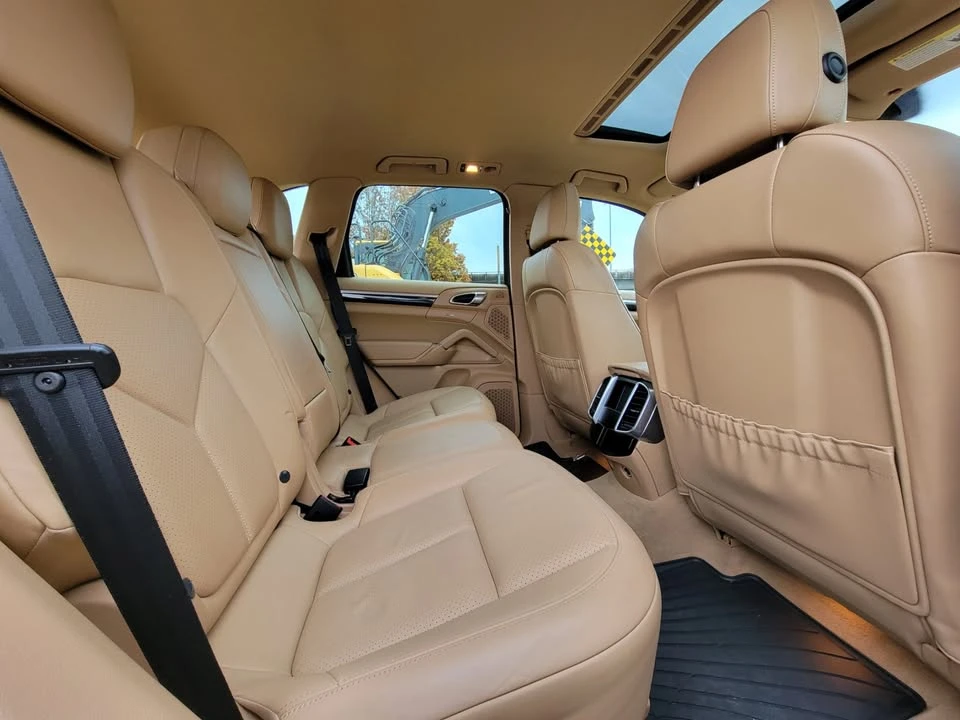 2014 Porsche 958 Cayenne - Image 13 of 14